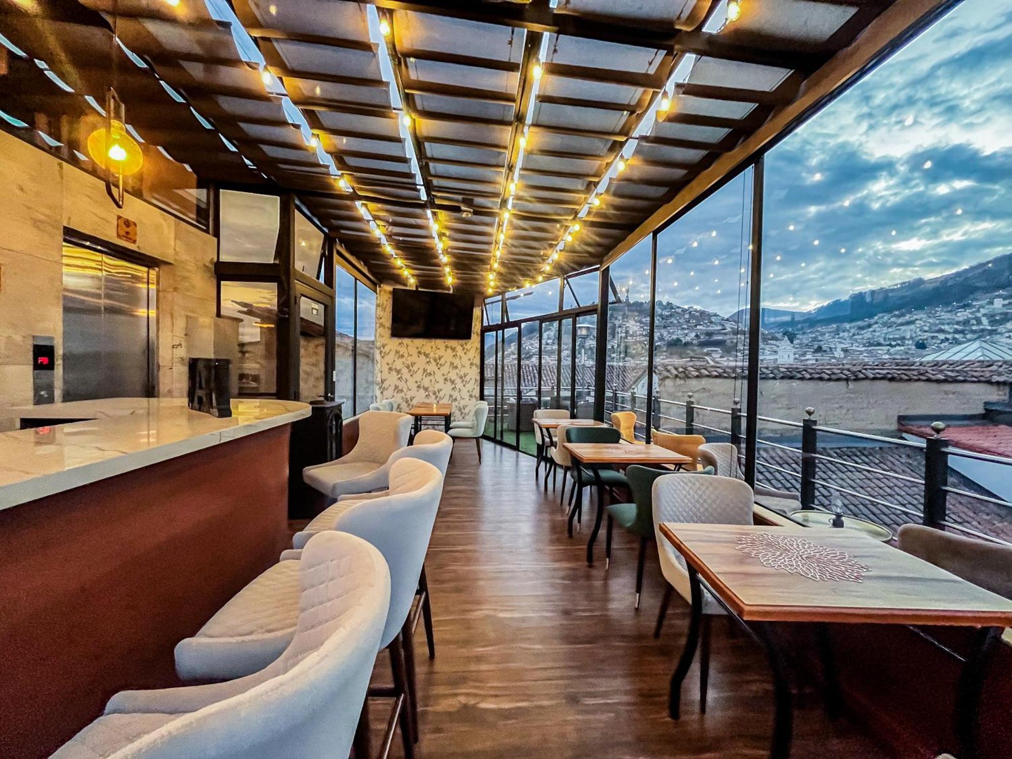 Hotel & Rooftop King Experience By David Quito Exterior photo