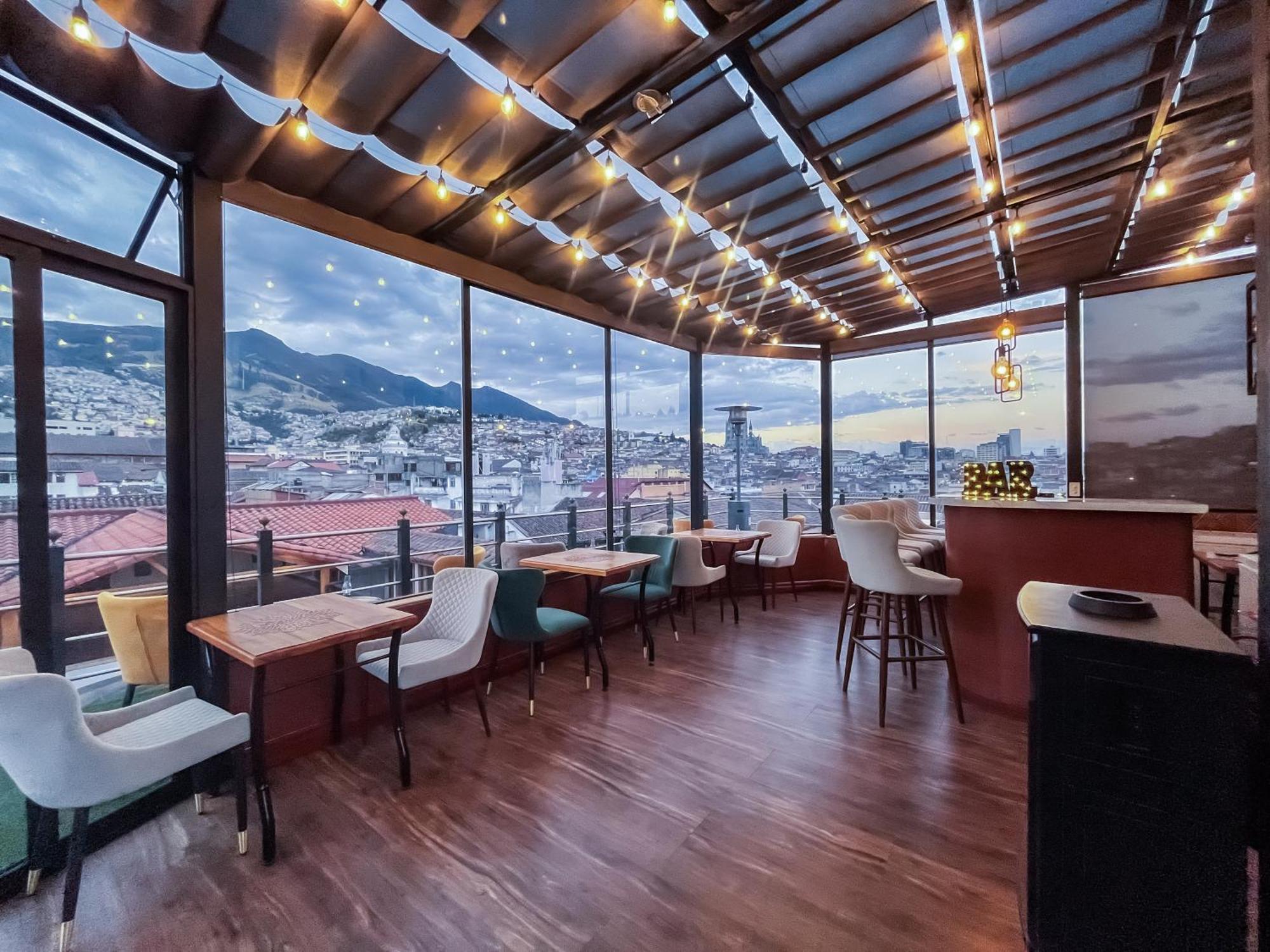 Hotel & Rooftop King Experience By David Quito Exterior photo
