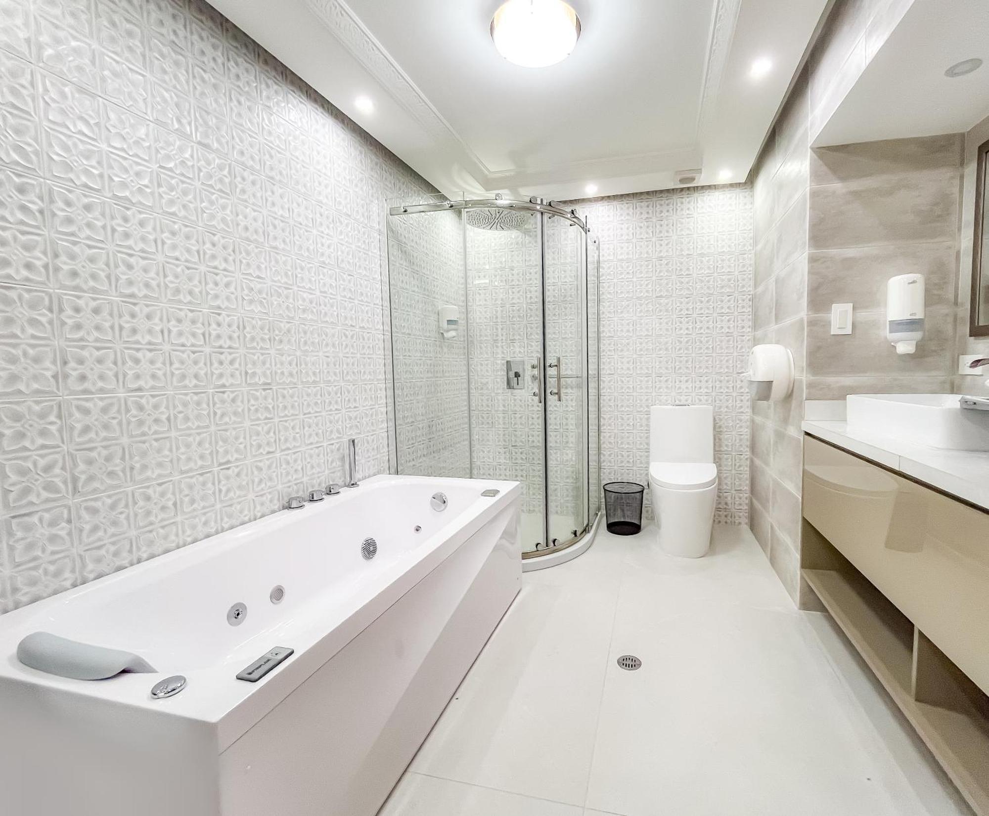 Hotel & Rooftop King Experience By David Quito Exterior photo